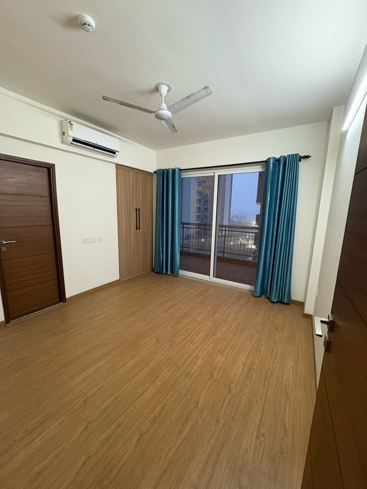 Room, godrej-meridien 3 Bedroom 1855 Sq.Ft. Apartment In Mohammad Heri Village Gurgaon 9654223