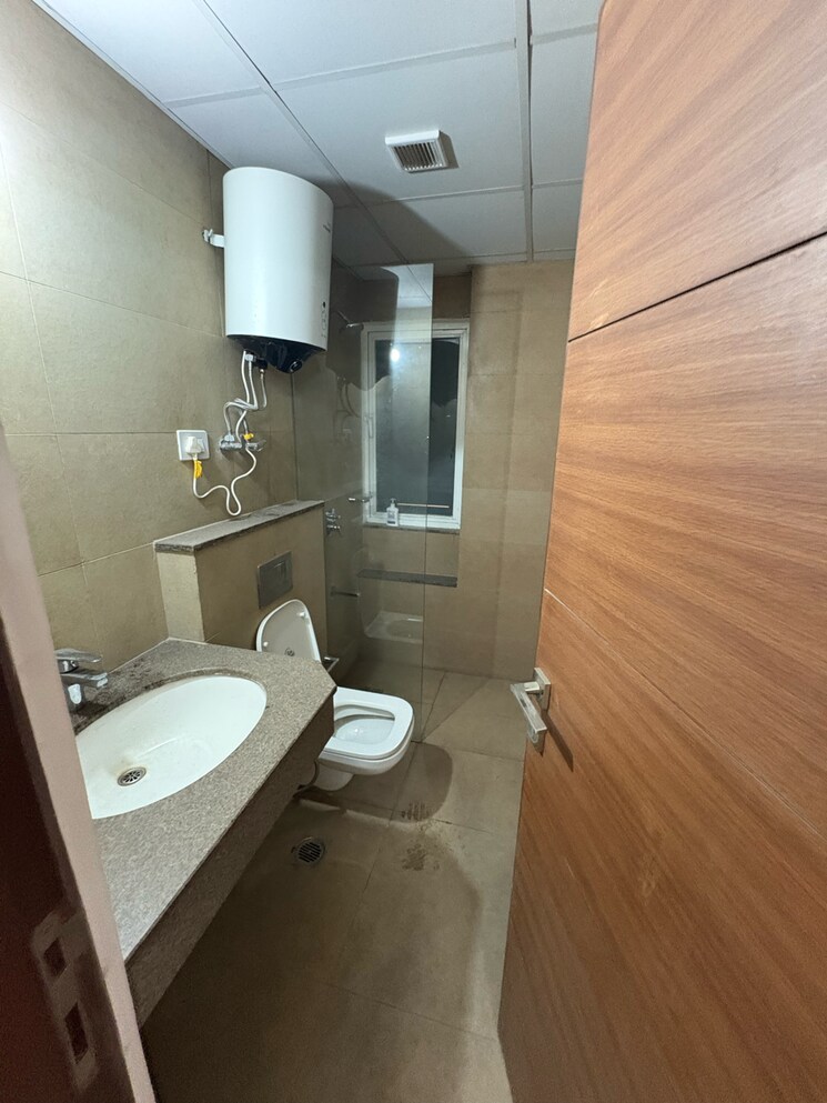 Bathroom, godrej-meridien 3 Bedroom 1855 Sq.Ft. Apartment In Mohammad Heri Village Gurgaon 9654223