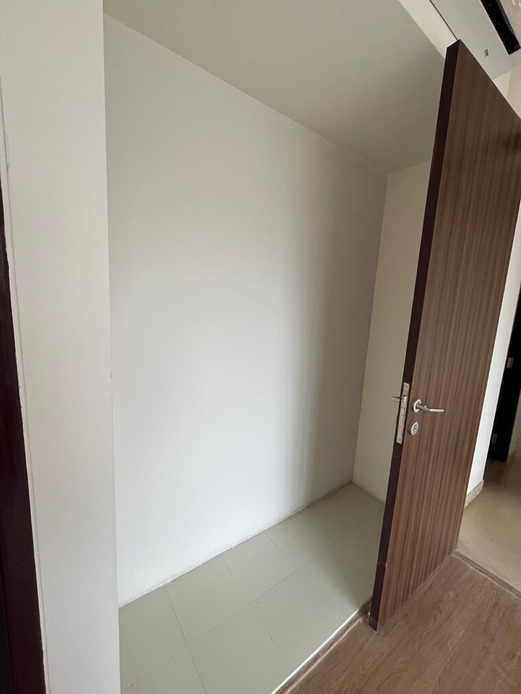 Room, indiabulls-one-indiabulls 3 Bedroom 1140 Sq.Ft. Apartment In Pokhran Road No Two Thane 9654224