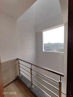 Room in 3 BHK Builder Floor at Defence Colony – for Rent