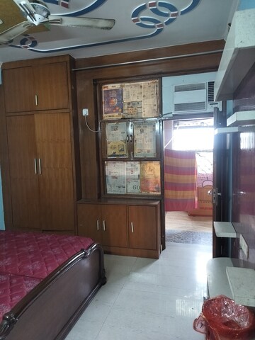 Living Room in 1 RK Independent House at RWA Apartments Sector 71, Sector 71 – for Rent