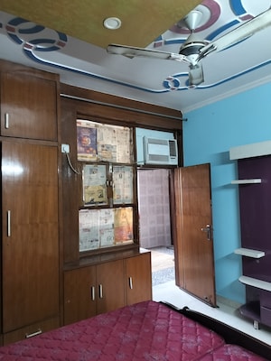 Room in 1 RK Independent House at RWA Apartments Sector 71, Sector 71 – for Rent