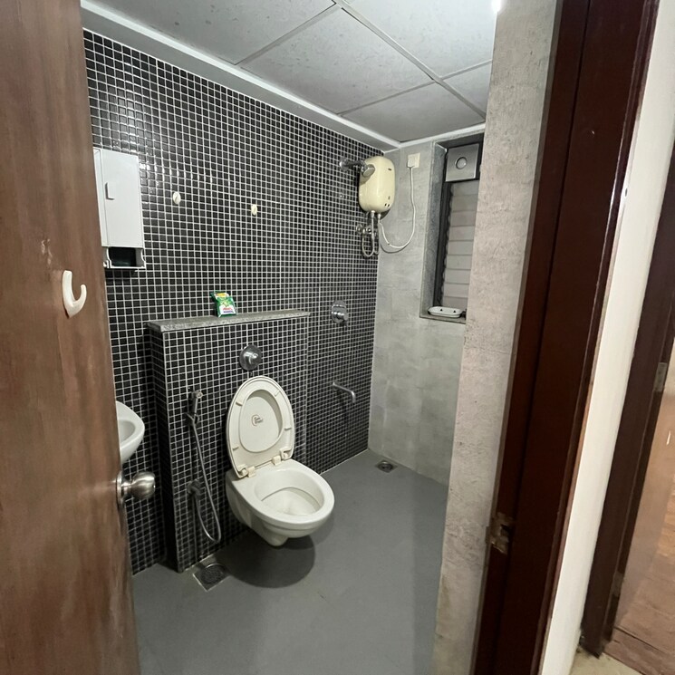 Bathroom, lodha-lakeshore-greens 1.5 Bedroom 680 Sq.Ft. Apartment In Hedutane Thane 9654255