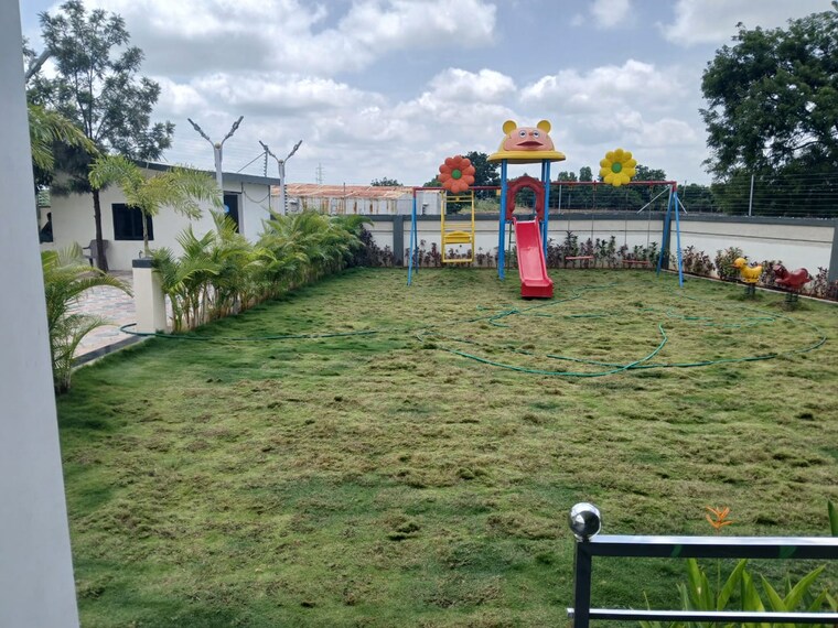 Garden, nexuselite-jewel  1000 Sq.Yd. Plot In Bhuvanagiri Hyderabad 9654277