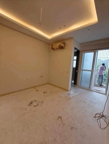 Master Bedroom in 3 BHK Builder Floor at Kalkaji – for Rent