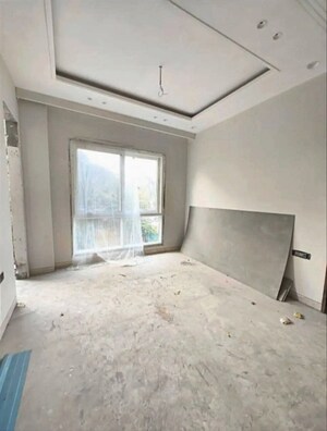 Master Bedroom in 3 BHK Builder Floor at Kalkaji – for Rent