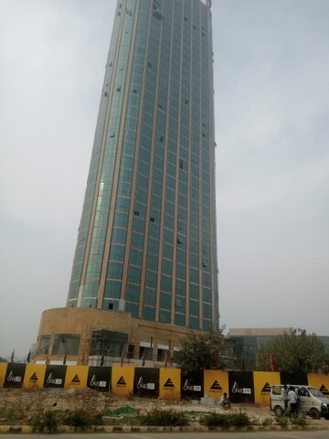  Office Space For Sale in Indiabulls One 09, Sector 109