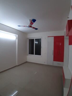 Room in 3 BHK Apartment at Ramprastha City The Edge Towers, Sector 37d – for Sale