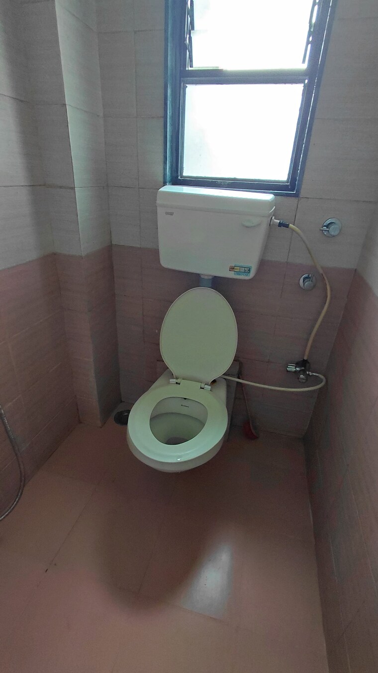 Bathroom, kolte-patil-life-republic 1 Bedroom 450 Sq.Ft. Apartment In Hinjewadi Pune 9654305