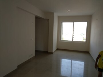 Room in 3 BHK Apartment at Ramprastha City The Atrium, Sector 37d – for Sale