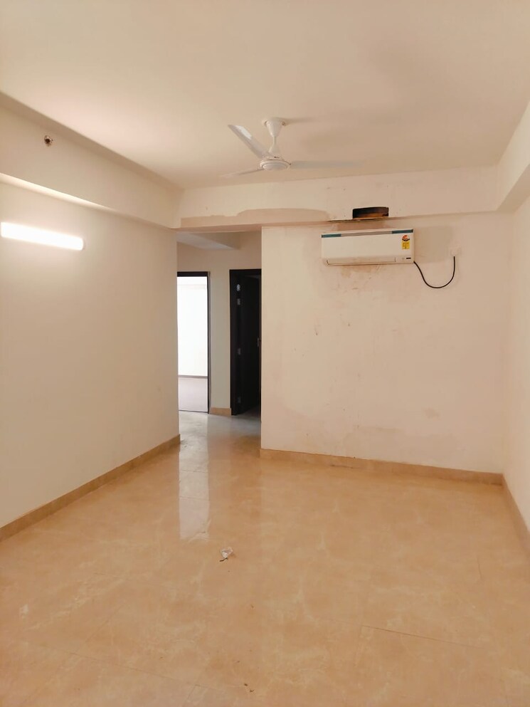 Room, ramprastha-skyz 3 Bedroom 1750 Sq.Ft. Apartment In Sector 37d Gurgaon 9654324