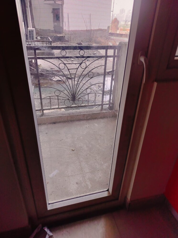 Balcony, ramprastha-skyz 3 Bedroom 1750 Sq.Ft. Apartment In Sector 37d Gurgaon 9654324