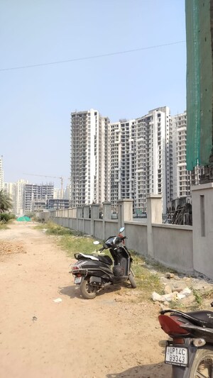 3.5 BHK Apartment – Exterior View View at Ramprastha Skyz, Sector 37d - for Sale