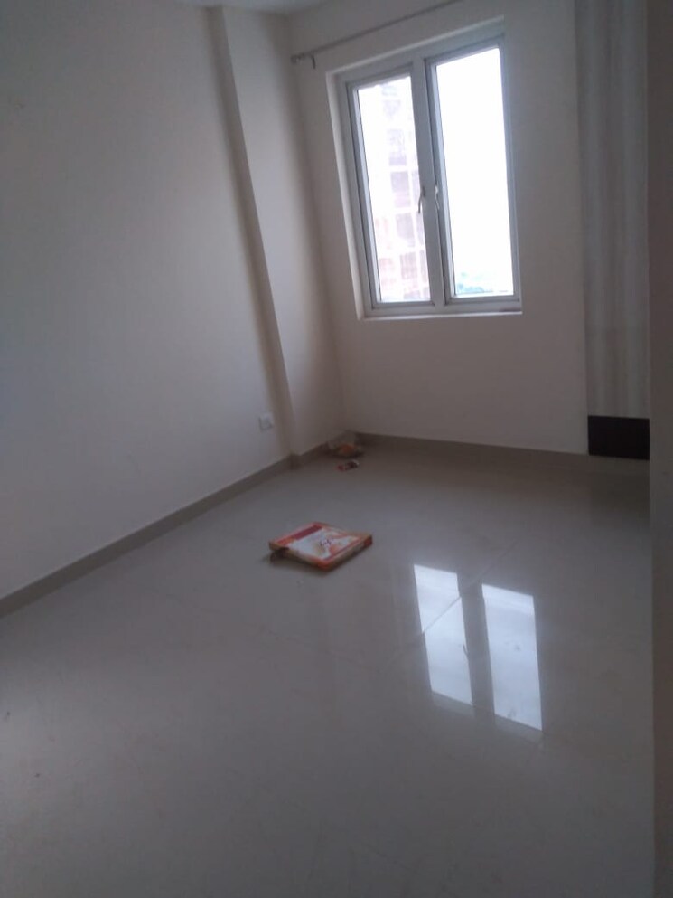 Room, ramprastha-city-the-edge-towers 2 Bedroom 1310 Sq.Ft. Apartment In Sector 37d Gurgaon 9652353