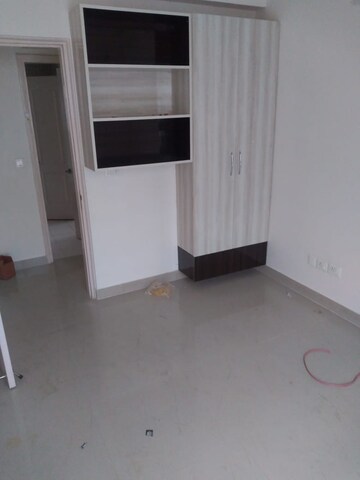 Room in 2 BHK Apartment at Ramprastha City The Edge Towers, Sector 37d – for Sale