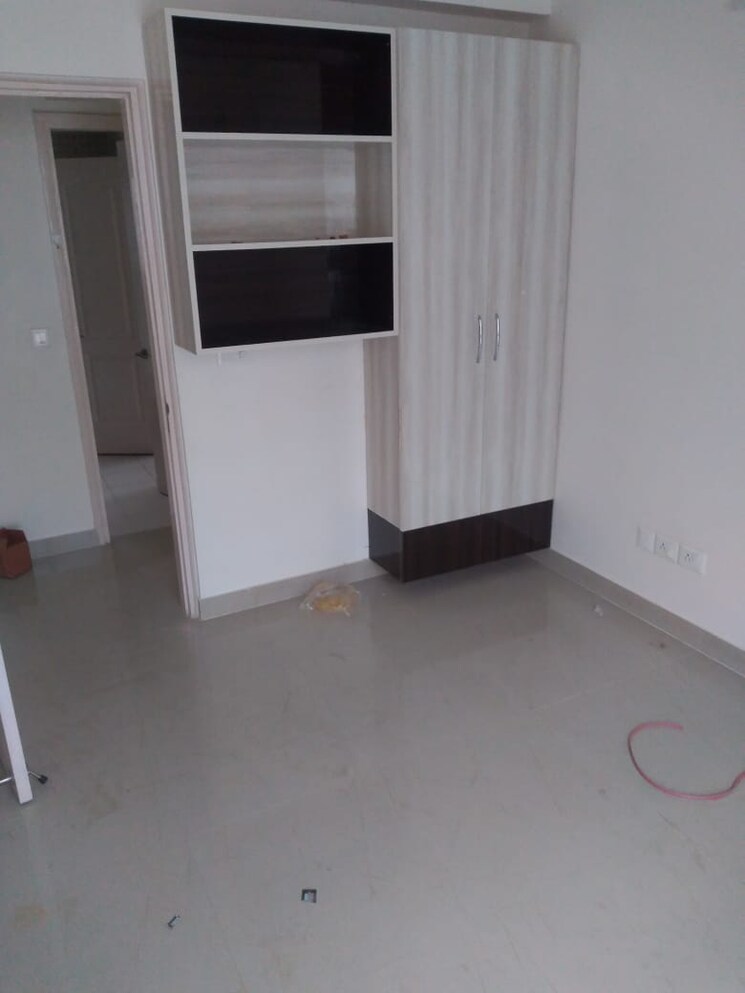 Room, ramprastha-city-the-edge-towers 2 Bedroom 1310 Sq.Ft. Apartment In Sector 37d Gurgaon 9652353