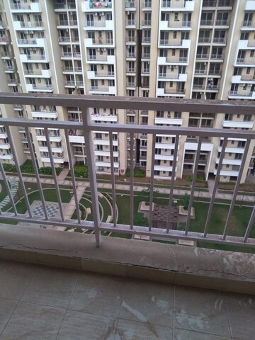 2 BHK Apartment For Sale in Ramprastha City The Edge Towers, Sector 37d