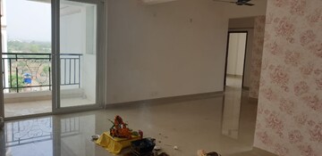 Room in 3 BHK Apartment at Ramprastha City The Edge Towers, Sector 37d – for Sale