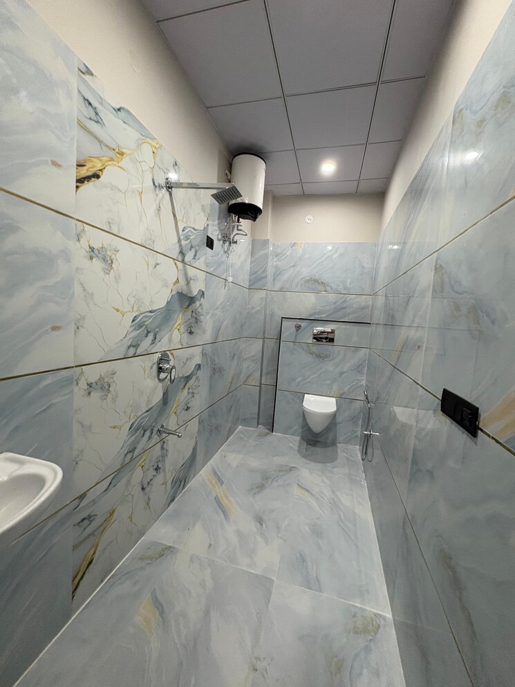 Bathroom, sirsi road 4 Bedroom 117 Sq.Yd. Villa In Sirsi Road Jaipur 9654347