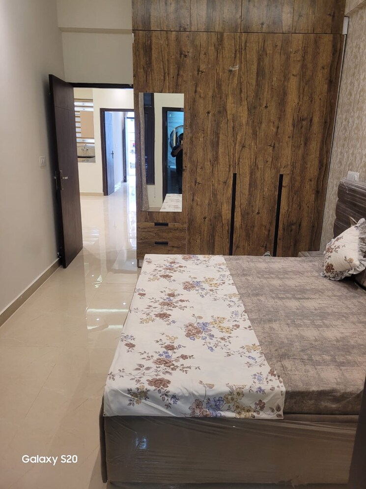 Master Bedroom, ghazipur 3 Bedroom 130 Sq.Yd. Builder Floor In Ghazipur Zirakpur 9654360