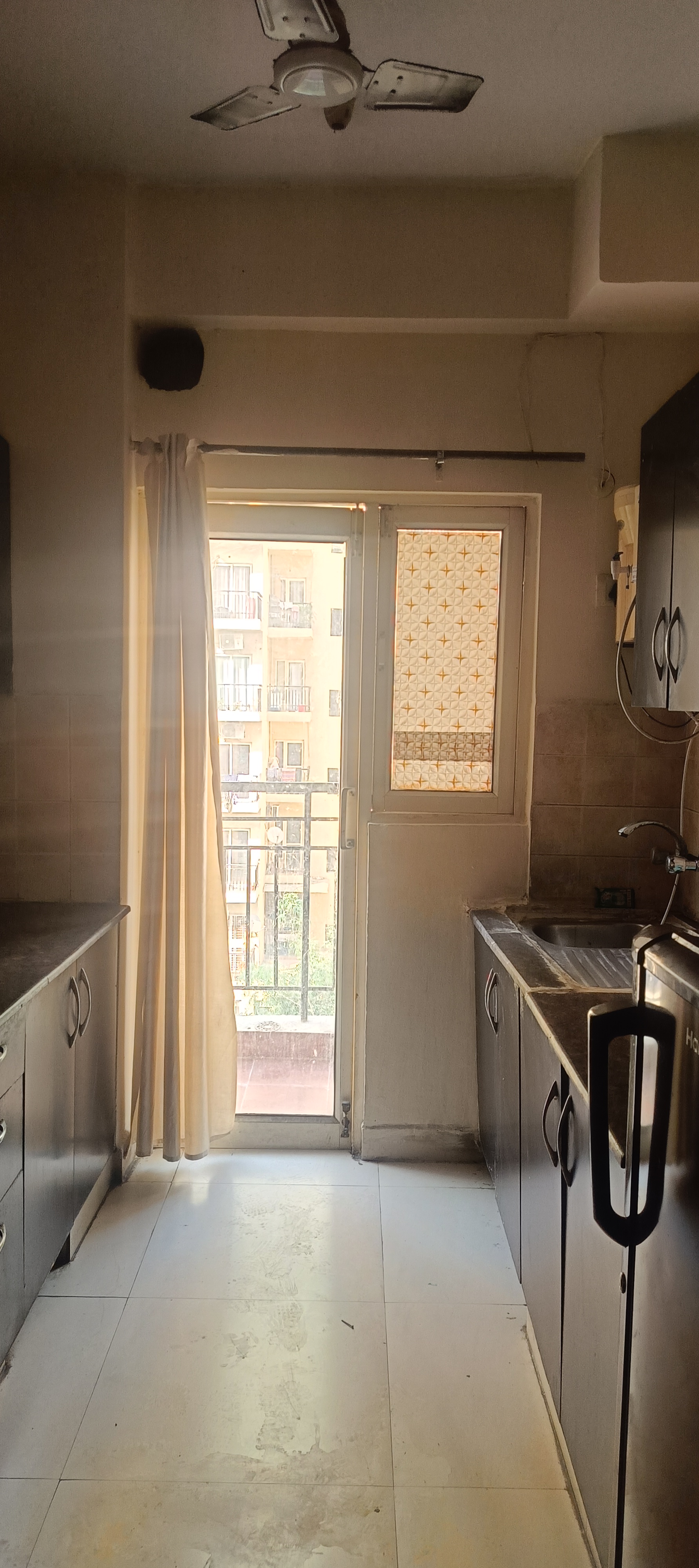 2 BHK + Pooja Room 950 Sq.Ft. Apartment in Aims Golf City