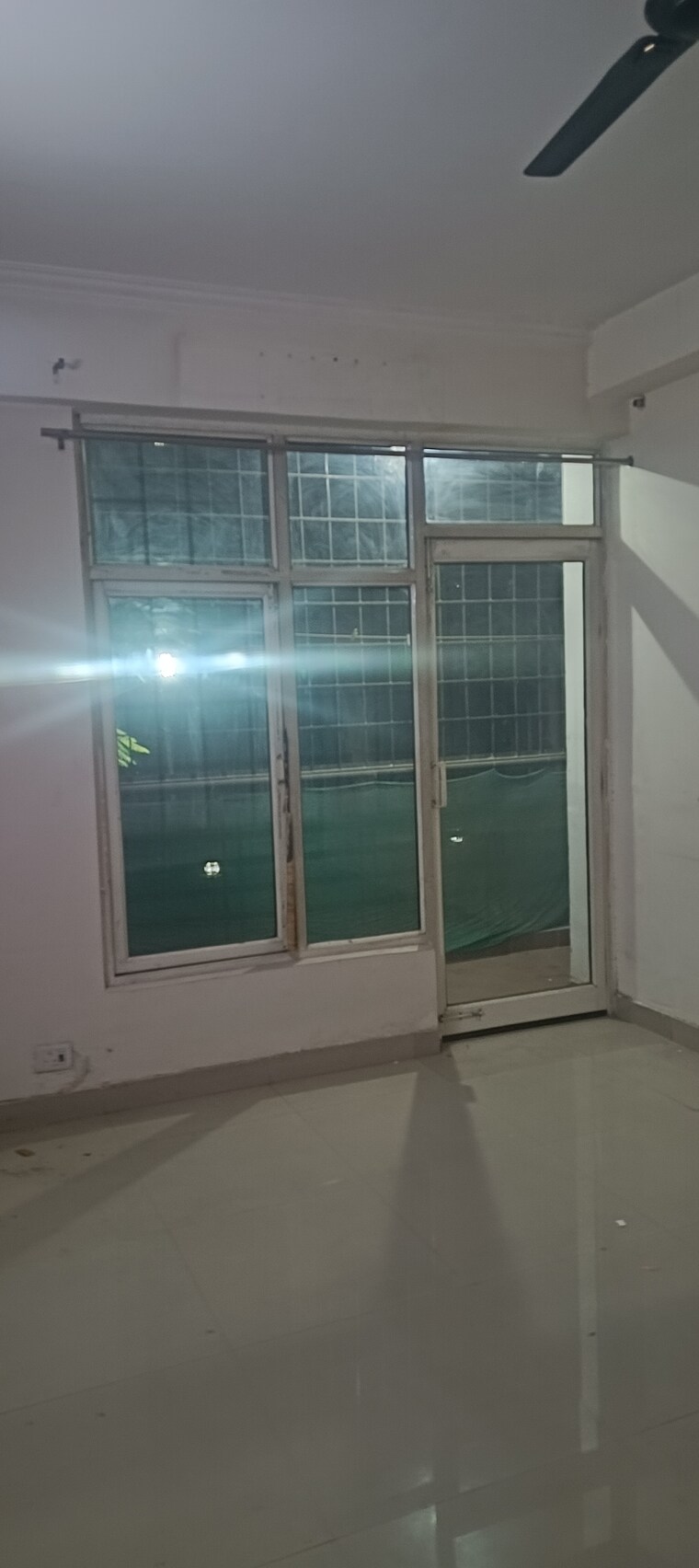 Bathroom, amrapali-silicon-city 3 Bedroom 1420 Sq.Ft. Apartment In Sector 76 Noida 9654368