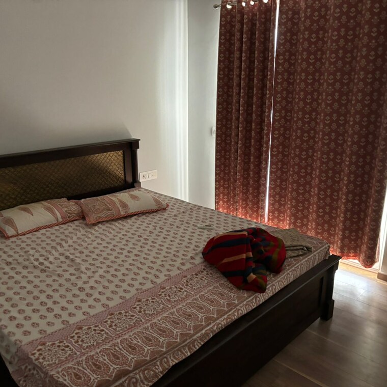 Bedroom, signature-global-park-4-and-5 3 Bedroom 1120 Sq.Ft. Apartment In Sohna Sector 34 Gurgaon 9654371