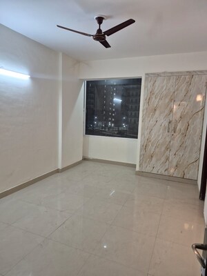 Room in 2 BHK Apartment at Amrapali Heartbeat City, Sector 107 – for Rent