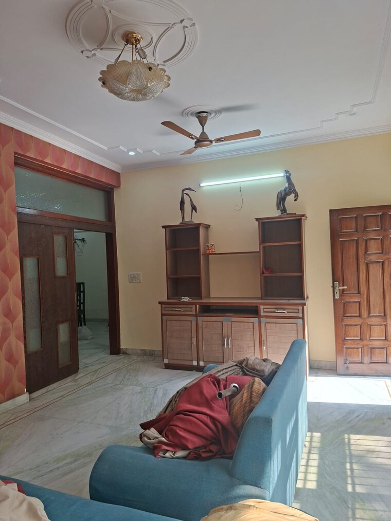 Living Room, eldeco-ananda 3 Bedroom 300 Sq.Mt. Builder Floor In Sector 48 Noida 9654381