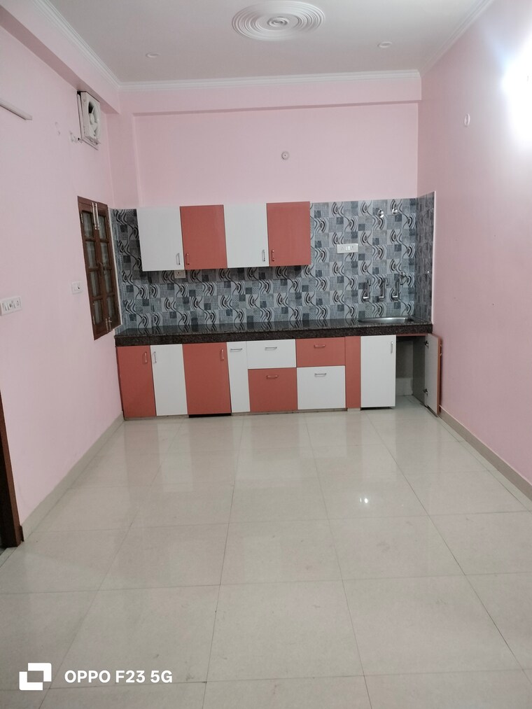 Kitchen, gomti nagar 2 Bedroom 3200 Sq.Ft. Builder Floor In Gomti Nagar Lucknow 9654387