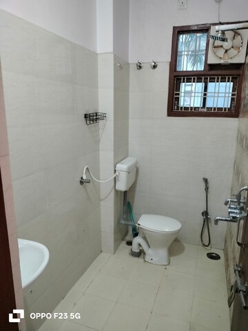 Bathroom in 2 BHK Builder Floor at Gomti Nagar – for Rent