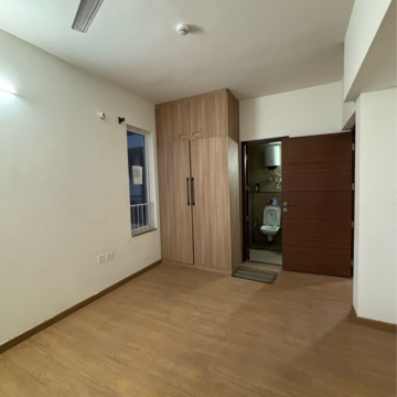 Room in 3 BHK Apartment at Godrej Meridien, Mohammad Heri Village – for Rent