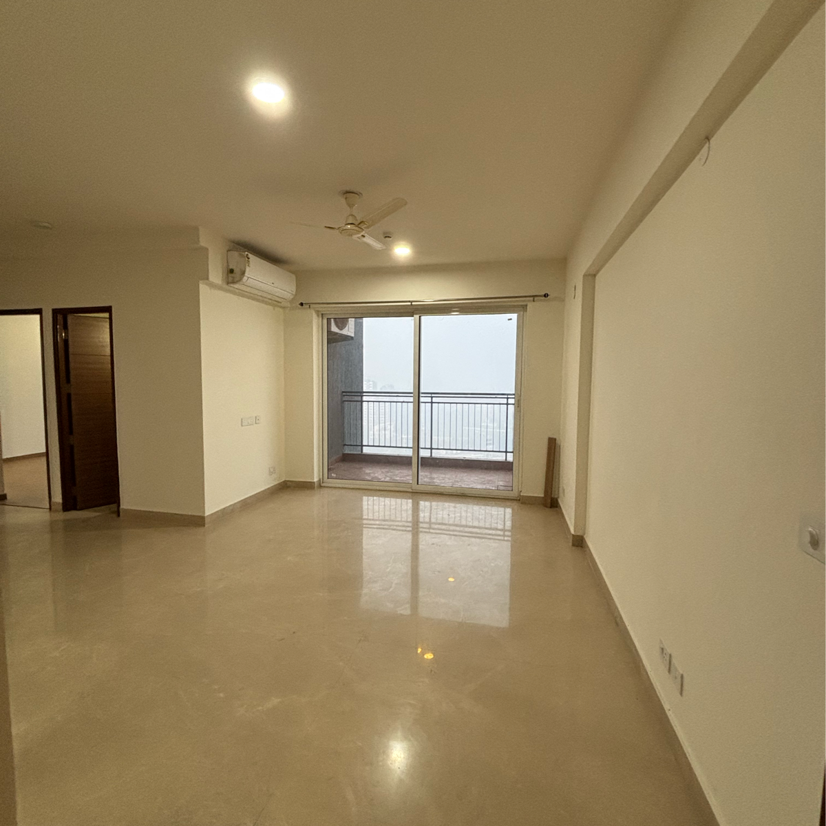 2 BHK Apartment For Rent in Godrej Meridien