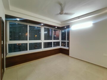 Room in 2 BHK Apartment at Bhartiya Nikoo Homes Phase 2, Thanisandra Main Road – for Rent