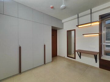 Room in 2 BHK Apartment at Bhartiya Nikoo Homes Phase 2, Thanisandra Main Road – for Rent