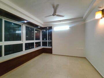 Room in 2 BHK Apartment at Bhartiya Nikoo Homes Phase 2, Thanisandra Main Road – for Rent