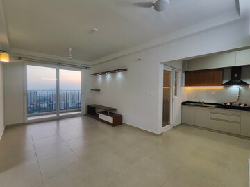 Room in 2 BHK Apartment at Bhartiya Nikoo Homes Phase 2, Thanisandra Main Road – for Rent