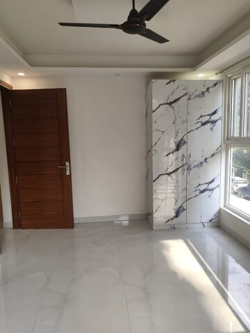 Room in 4 BHK Builder Floor at Freedom Fighters Enclave – for Sale