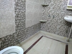 Bathroom in 1.5 BHK Villa at Sector 55 – for Rent