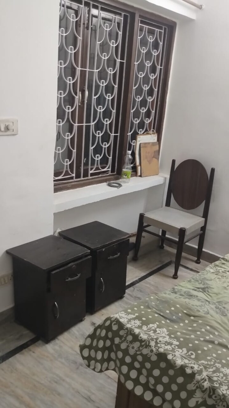 Bedroom, avasiya-kalyankari-sanstha 2 Bedroom 120 Sq.Yd. Builder Floor In Lajpat Nagar Delhi 9654422