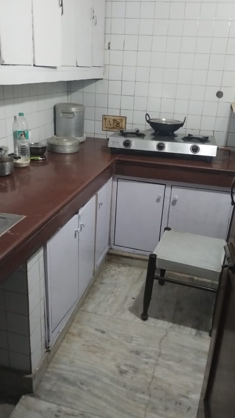 Kitchen, avasiya-kalyankari-sanstha 2 Bedroom 120 Sq.Yd. Builder Floor In Lajpat Nagar Delhi 9654422
