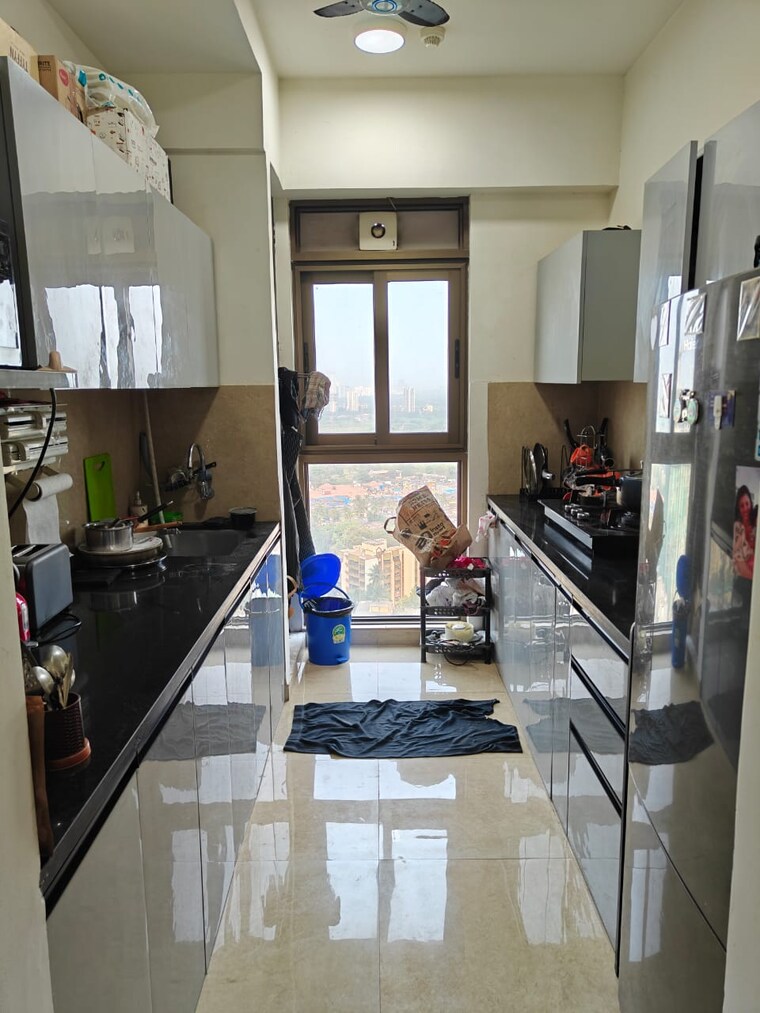 Team Area, runwal-bliss 2 Bedroom 789 Sq.Ft. Apartment In Kanjurmarg East Mumbai 9654425
