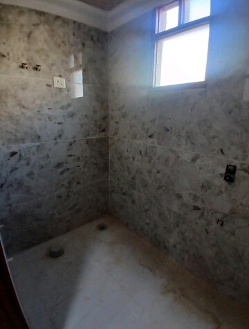 Room in 3 BHK Builder Floor at Sahastradhara Road – for Sale