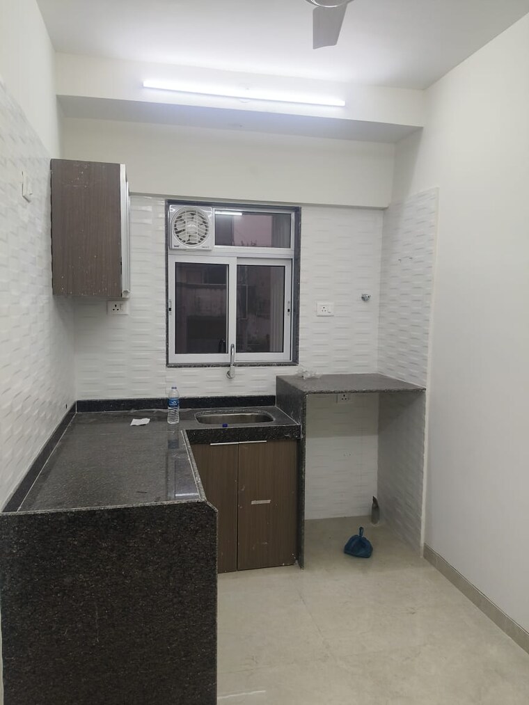Kitchen, chandiwala-pearl-regency 1.5 Bedroom 545 Sq.Ft. Apartment In Andheri West Mumbai 9654450