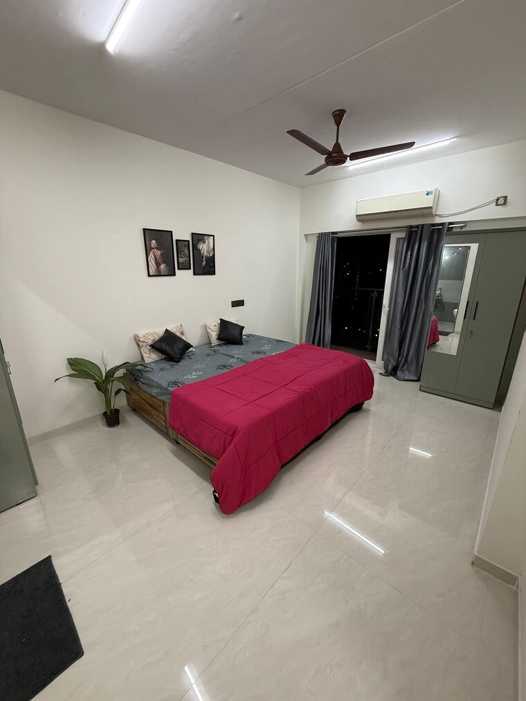 Room, malad west Pg For Boys & Girls In Malad West 9654465