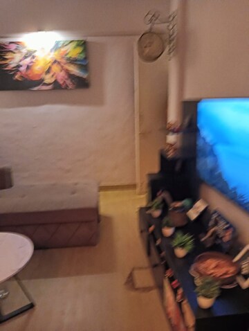  Pg For Rent in Kandivali East