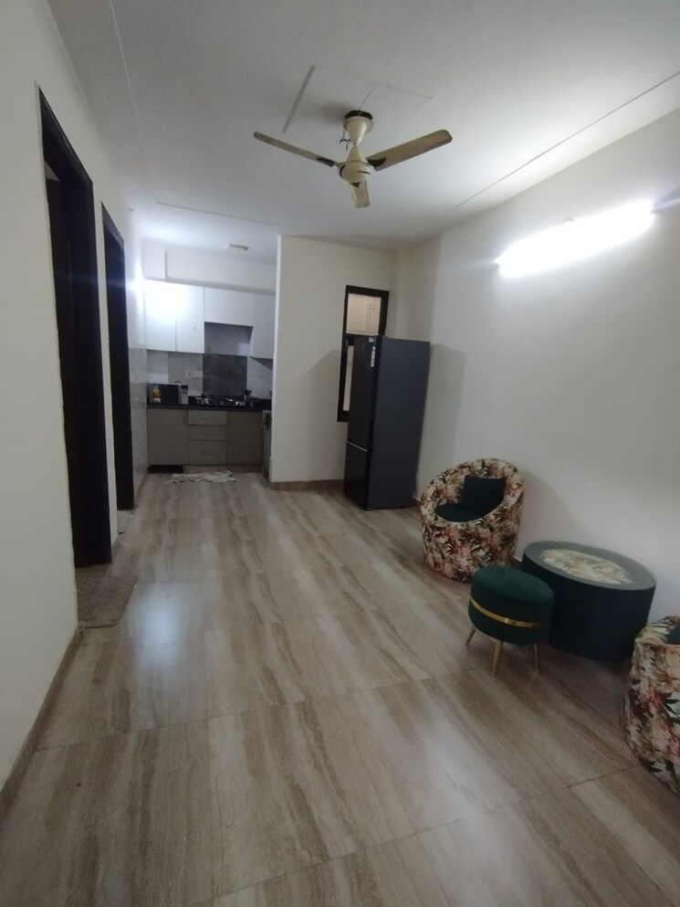 Living Room, freedom fighters enclave 2 Bedroom 880 Sq.Ft. Builder Floor In Freedom Fighters Enclave Delhi 9654596