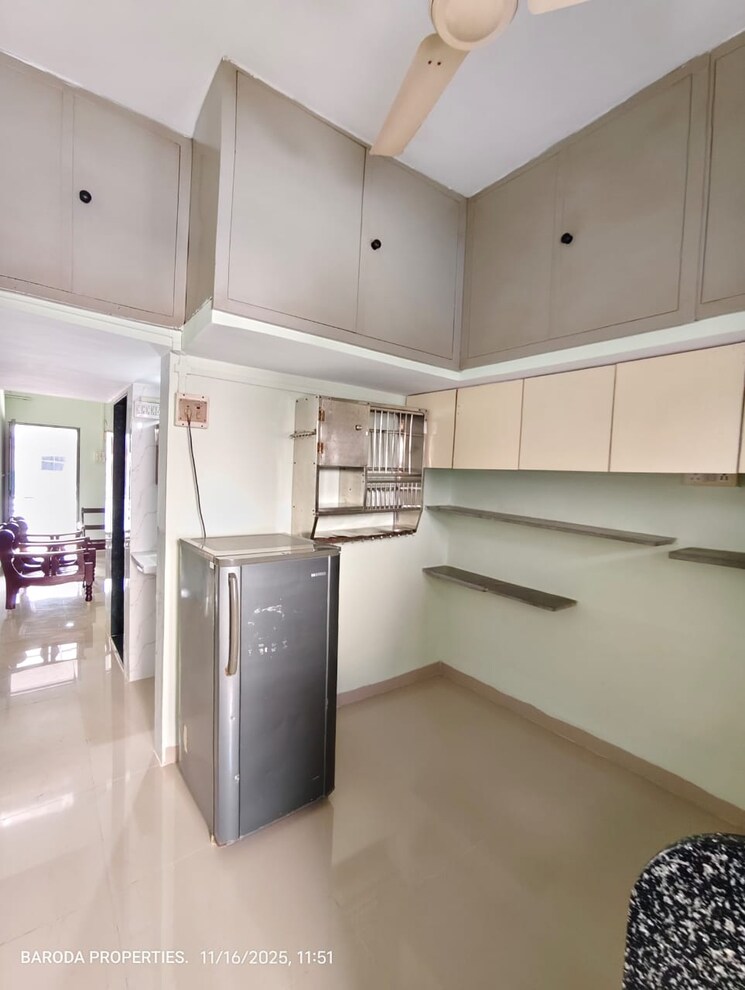 Kitchen, subhanpura 2 Bedroom 904 Sq.Ft. Builder Floor In Subhanpura Vadodara 9654667