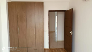 Room in 3.5 BHK Apartment at Puri Emerald Bay, Dhanwapur – for Rent