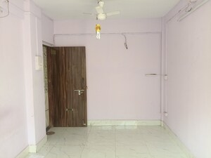 Room in 2 BHK Apartment at Jb Nagar – for Rent